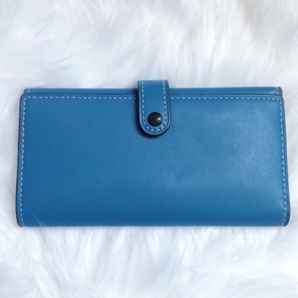 Coach Slim Trifold Wallet-Floral Print Interior